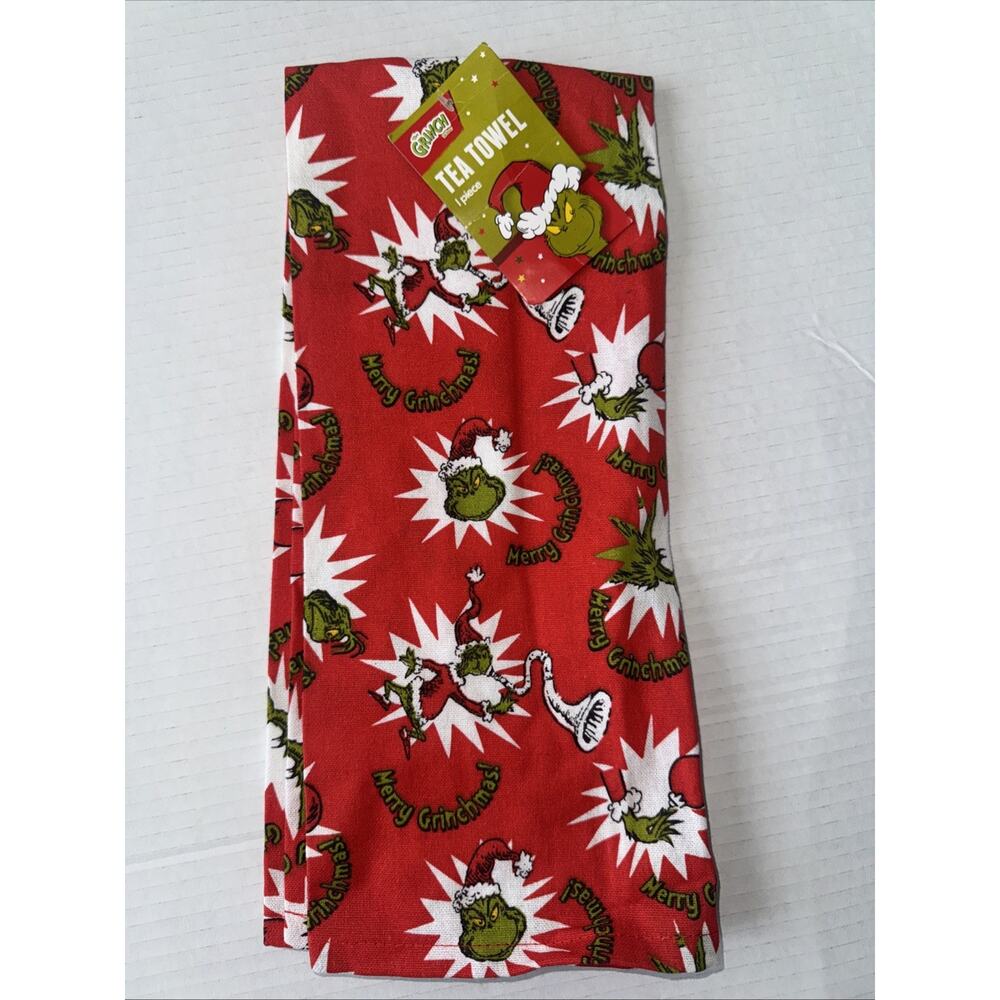 "THE GRINCH" Christmas Kitchen Towel ~ 15" X 25" ~ Red Grinch Velour Towel
